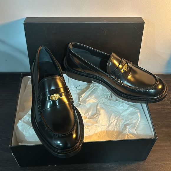 Versace Medusa Plaque Slip-On Loafers - Picture 6 of 8